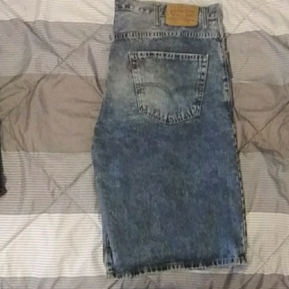 Levi shorts NEW
